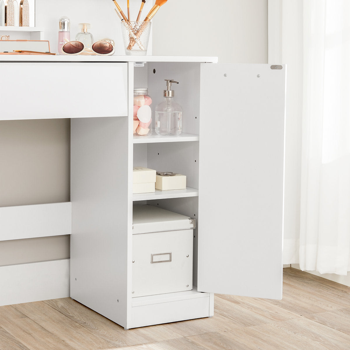 OmkarWood ElegantAura Premium Engineered Wood Dressing Unit