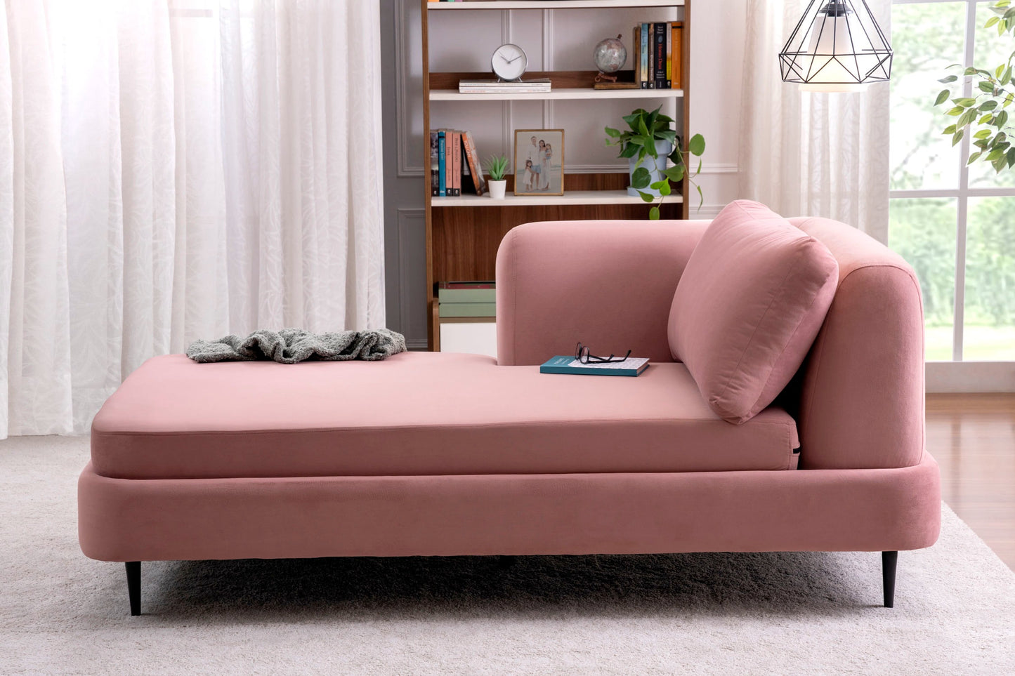 Blush Pink Velvet Chaise Lounge – Modern Lounger for Relaxing & Reading
