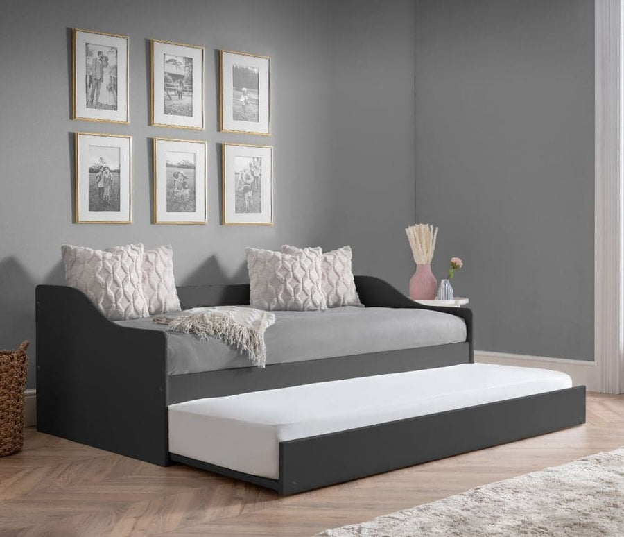 Luna Modern Pull-Out Trundle Daybed